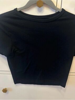 wild fable Black Short Sleeve Crop Top